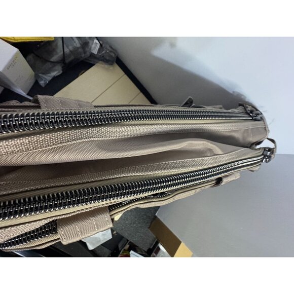 LUG Atlas Ultra X Carry all Tote - NWT Sage Green - Picture 10 of 14